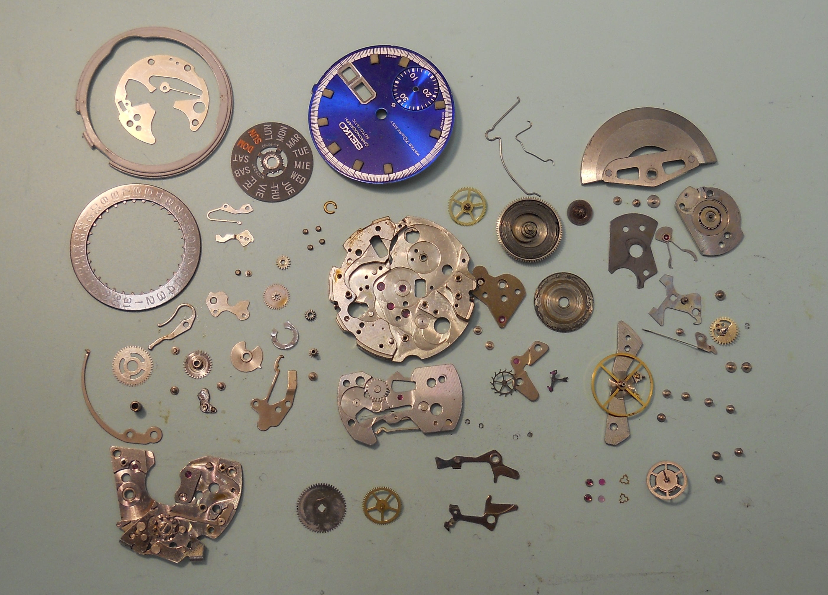 Restoration Seiko Chronograph Part 2 | robswatches